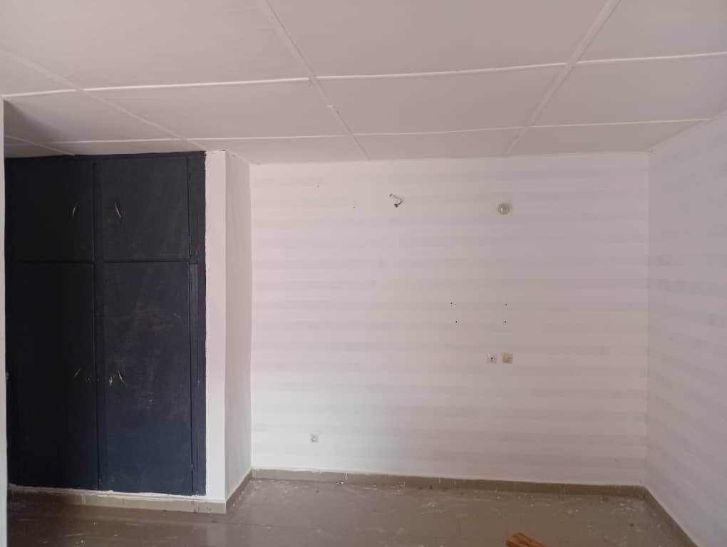 Studio americain au résidentiel à 50.000f